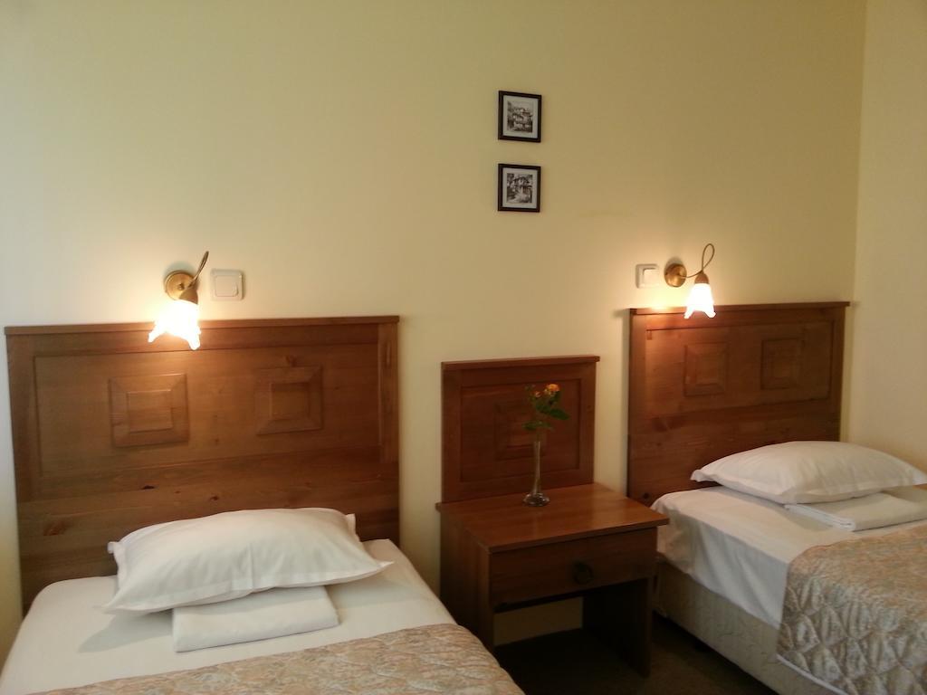 קרנבו Sea View Family Hotel חדר תמונה