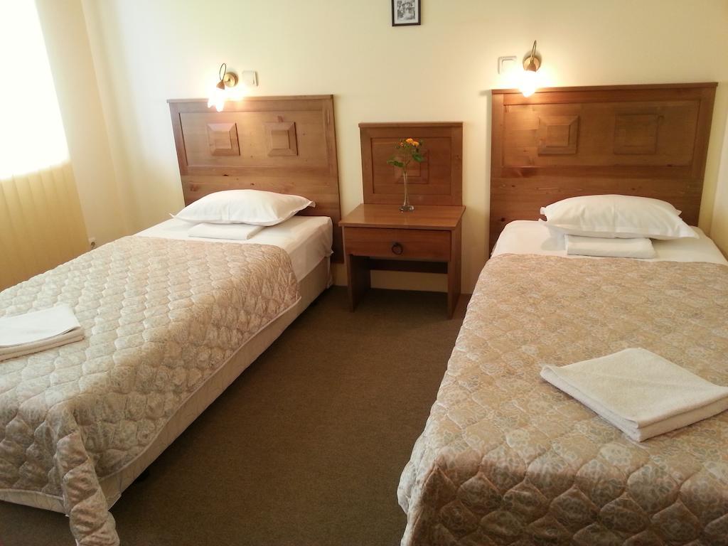 קרנבו Sea View Family Hotel חדר תמונה