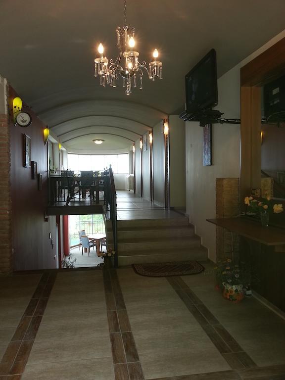 קרנבו Sea View Family Hotel מראה חיצוני תמונה